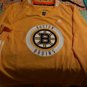 Brand new never worn Bruins Jersey
